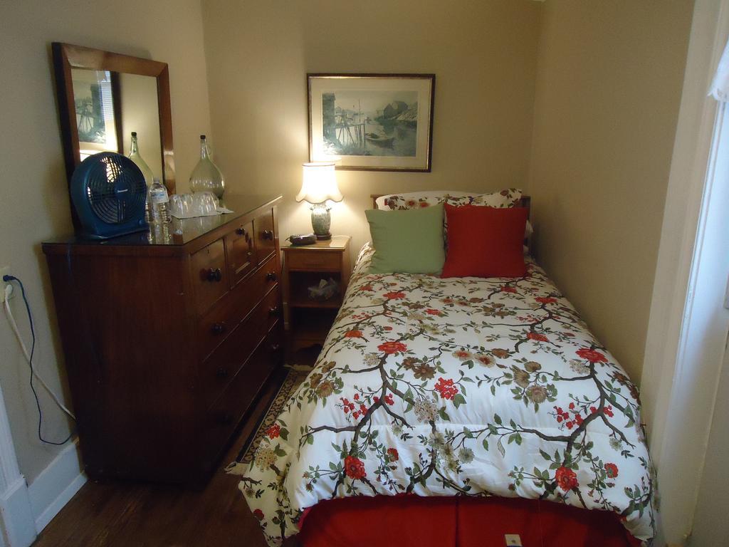 Governor'S Mansion Inn Miramichi Rom bilde