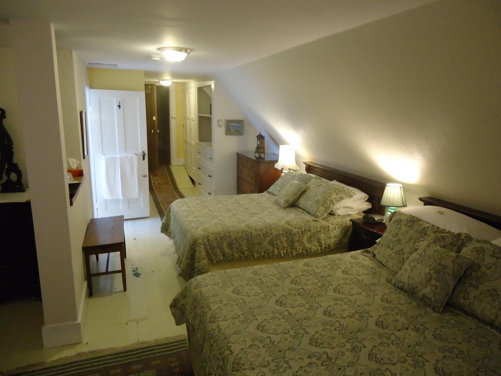 Governor'S Mansion Inn Miramichi Rom bilde