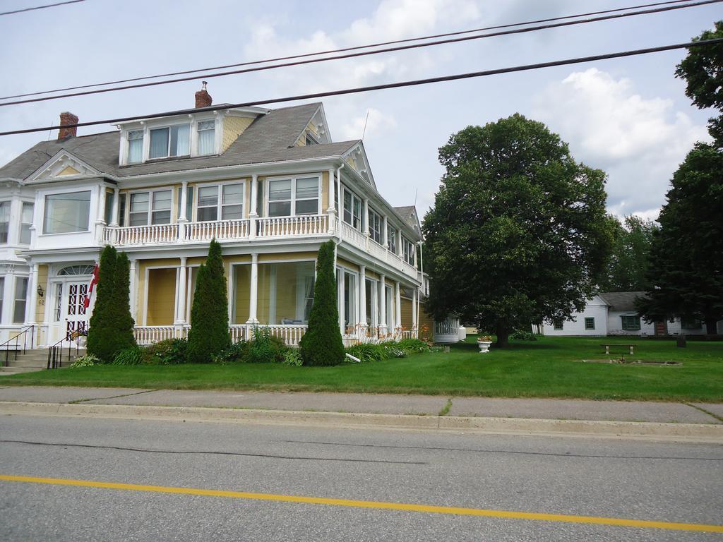 Governor'S Mansion Inn Miramichi Eksteriør bilde