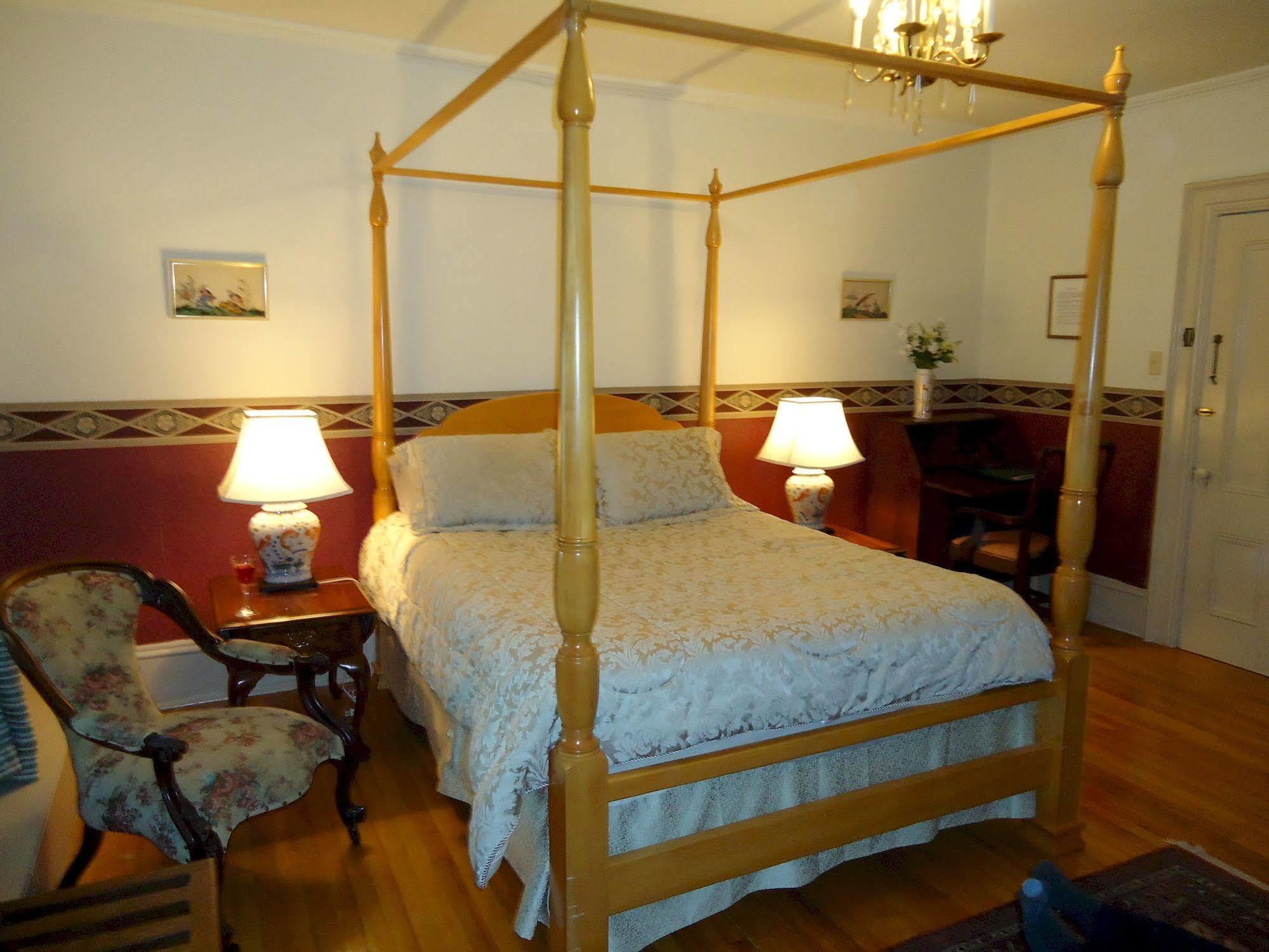 Governor'S Mansion Inn Miramichi Eksteriør bilde